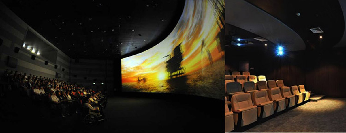 模拟体验5d影院的银幕.jpg