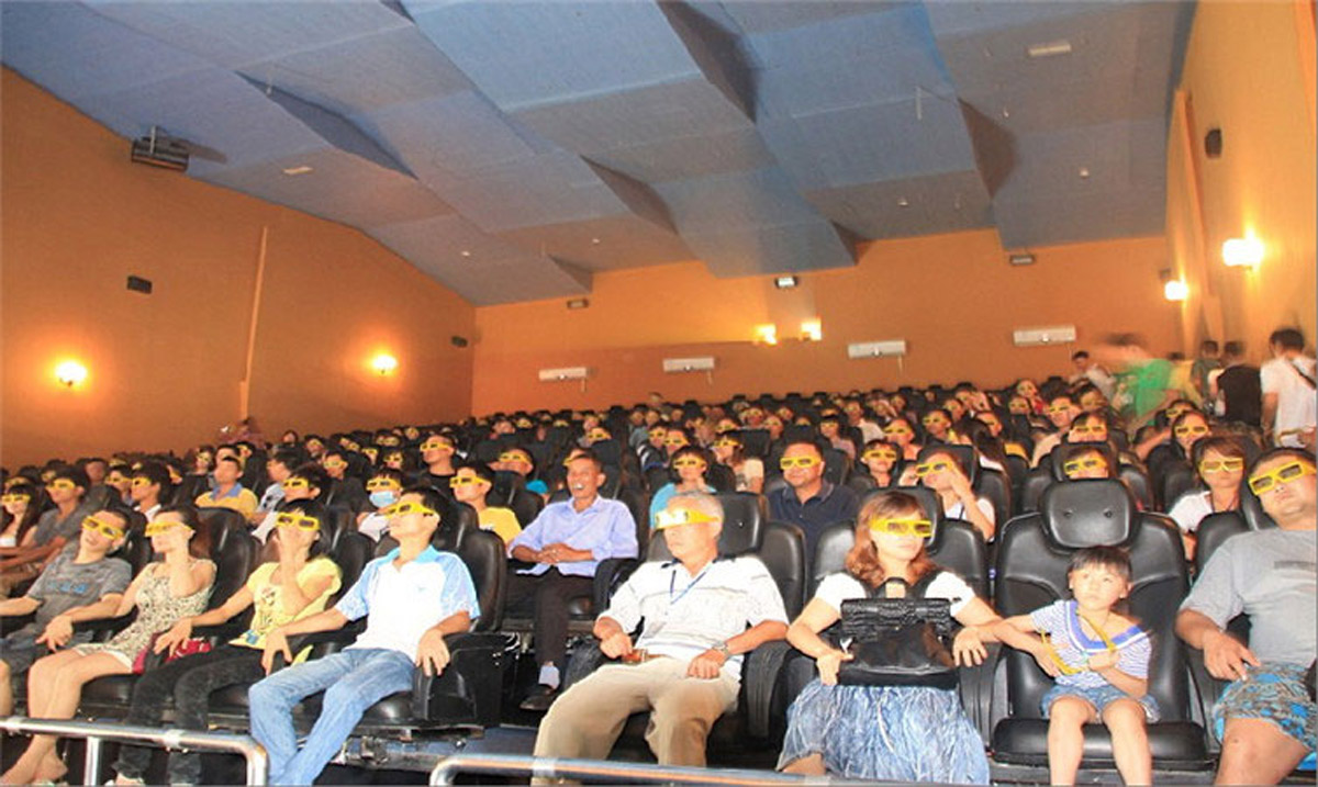 临桂模拟体验300座动感影院