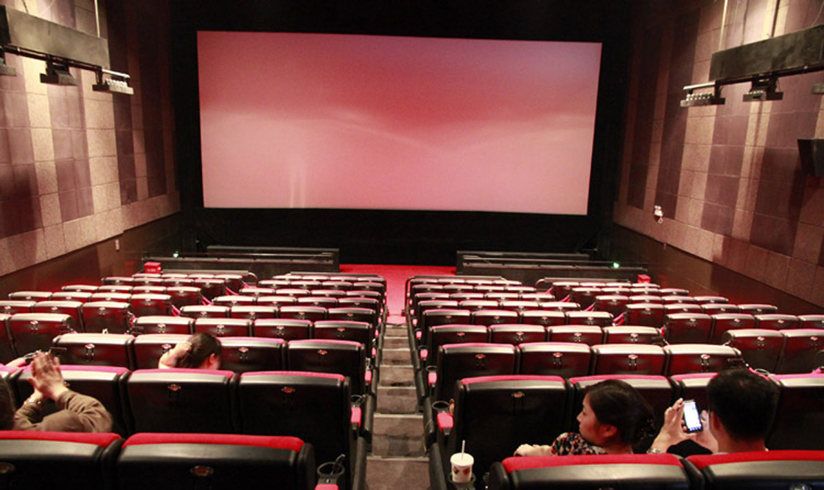 模拟体验影院的高科技座椅.jpg