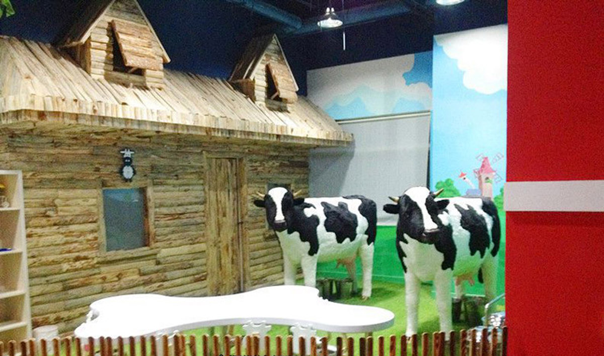 广南模拟体验儿童体验馆专用仿真奶牛