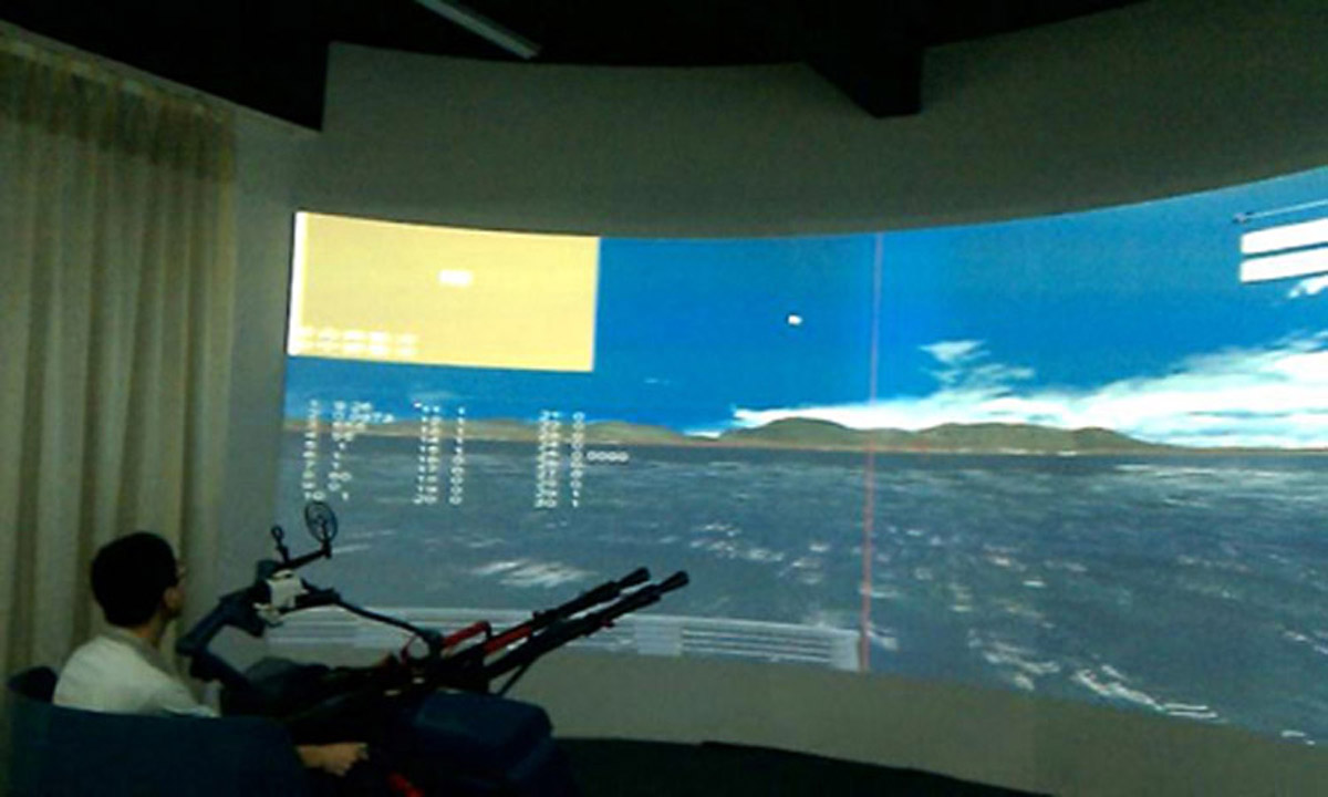 模拟体验舰载高机训练系统.jpg