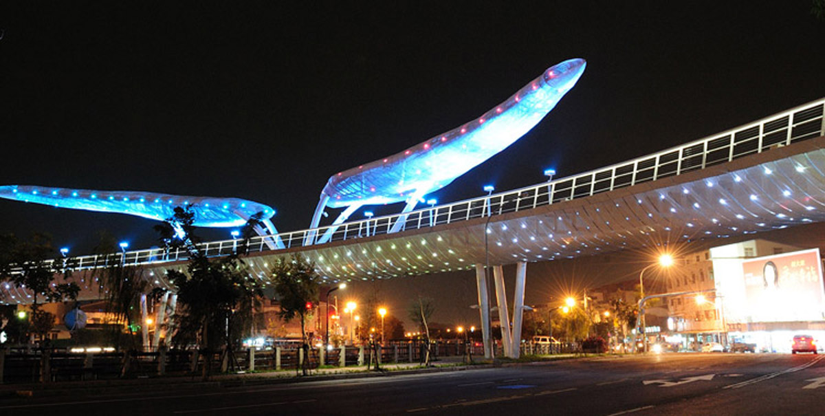 阿荣模拟体验巨幅广告投影灯